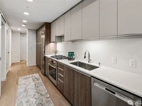 800 Columbia Street 1801, Seattle WA 98104