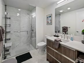 800 Columbia Street 1801, Seattle WA 98104