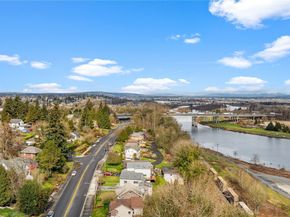 2113 E grand Avenue, Everett WA 98201