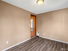 2113 E grand Avenue, Everett WA 98201