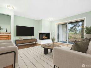 13611 NE 8th Street 106, Bellevue WA 98005