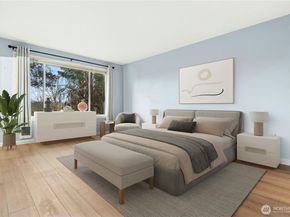 13611 NE 8th Street 106, Bellevue WA 98005