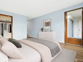 13611 8th 106, Bellevue WA 98005