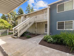 9484 Redmond-Woodinville Road NE C205, Redmond WA 98052