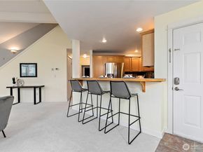 22639 NE Alder Crest Drive 202, Redmond WA 98053