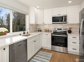 13517 246th Avenue SE, Issaquah WA 98027