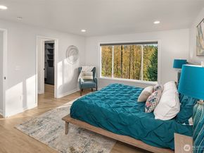 13517 246th Avenue SE, Issaquah WA 98027