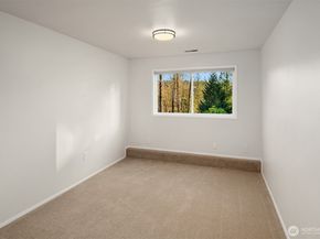 13517 246th Avenue SE, Issaquah WA 98027