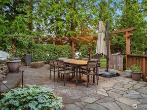 15070 NE 82nd Street 103, Redmond WA 98052