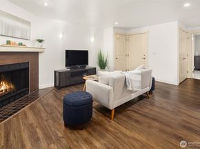 15070 NE 82nd Street 103, Redmond WA 98052