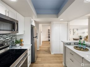 1768 Aurora Avenue N 103, Seattle WA 98109