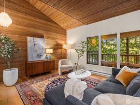 8240 NE Baker Hill Road, Bainbridge Island WA 98110