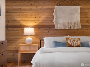 8240 NE Baker Hill Road, Bainbridge Island WA 98110