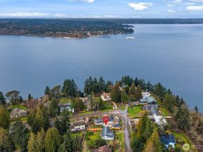10743 SW Cowan Road, Vashon WA 98070