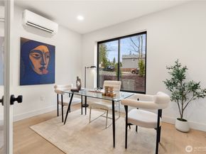 300 SE 208th Street, Bothell WA 98012