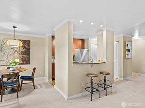 11807 100th Avenue NE B101, Kirkland WA 98034