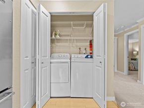 11807 100th Avenue NE B101, Kirkland WA 98034