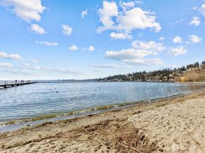 11807 100th Avenue NE B101, Kirkland WA 98034