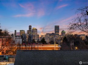 1706 B N 47th Street, Seattle WA 98103