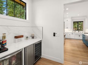 16902 141st Place NE, Woodinville WA 98072