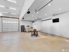 24215 75th Avenue SE, Woodinville WA 98072