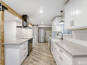 9632 S 216th St, Kent WA 98031