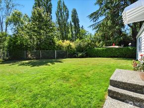 627 SW 141st Street, Burien WA 98166