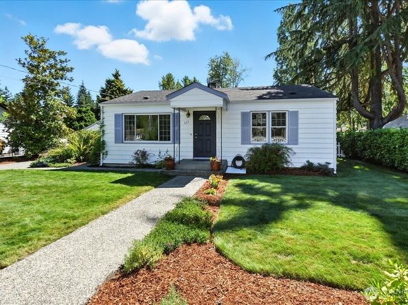 627 SW 141st Street, Burien WA 98166