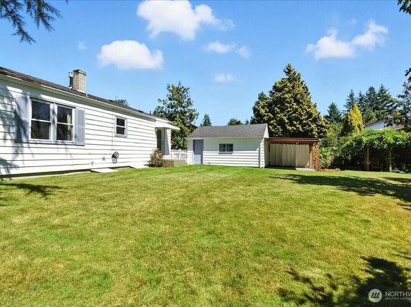 627 SW 141st Street, Burien WA 98166
