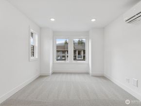 2010 SE 12th Street 1206, North Bend WA 98045