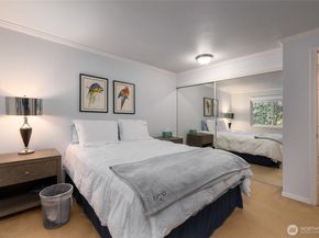 10045 NE 138th Place E5, Kirkland WA 98034