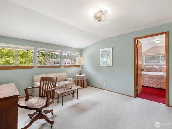 15327 NE 1ST Street, Bellevue WA 98007