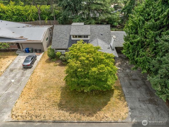 15327 NE 1ST Street, Bellevue WA 98007