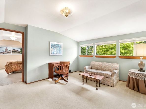 15327 NE 1ST Street, Bellevue WA 98007