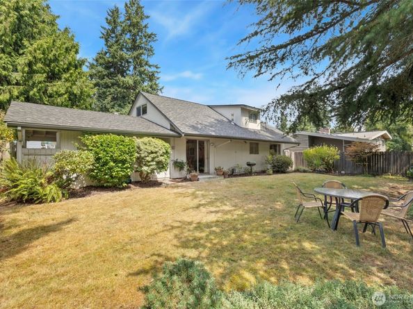 15327 NE 1ST Street, Bellevue WA 98007