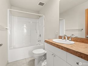 204 Rockwell Avenue, Port Orchard WA 98366