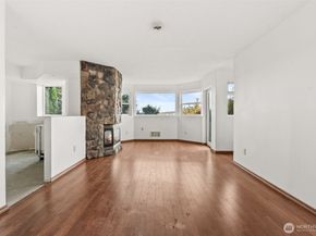 204 Rockwell Avenue, Port Orchard WA 98366