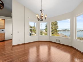 204 Rockwell Avenue, Port Orchard WA 98366