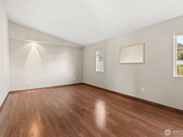 204 Rockwell Avenue, Port Orchard WA 98366
