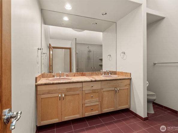 204 Rockwell Avenue, Port Orchard WA 98366