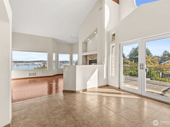 204 Rockwell Avenue, Port Orchard WA 98366