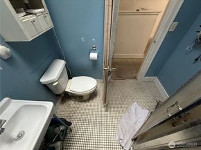 618 N 125th Street, Seattle WA 98133