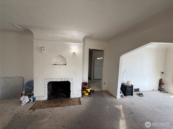 618 N 125th Street, Seattle WA 98133