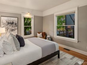 1807 11th Avenue W, Seattle WA 98119