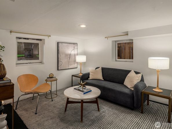 1807 11th Avenue W, Seattle WA 98119