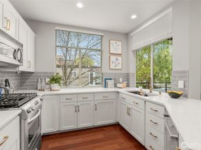 200 W Comstock Street 303, Seattle WA 98119