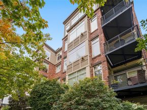 200 W Comstock Street 303, Seattle WA 98119