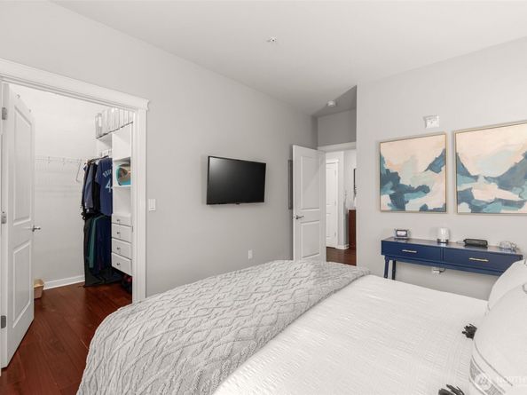 200 W Comstock Street 303, Seattle WA 98119