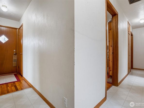 940 Grant Avenue, Port Orchard WA 98366