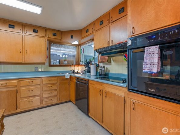 940 Grant Avenue, Port Orchard WA 98366